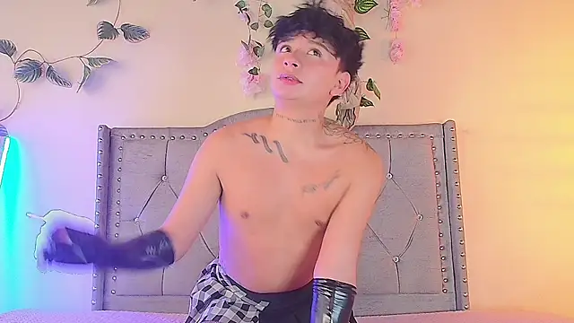 daimond 01 online show from 01-08-26, 07:16