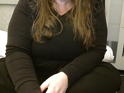 MarthaBriest online show from 02-12-25, 07:23