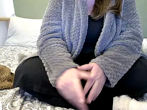 MarthaBriest online show from 10-18-25, 08:26