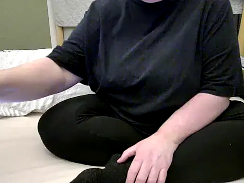 MarthaBriest online show from 04-17-26, 02:14