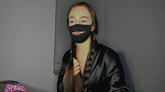 AngelinaAdderly online show from 04-19-26, 06:43