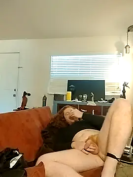 Snapshot of graverielMourningstar chatting on 03-21-25, 03:35 graverielMourningstar online show from 03-21-25, 03:35