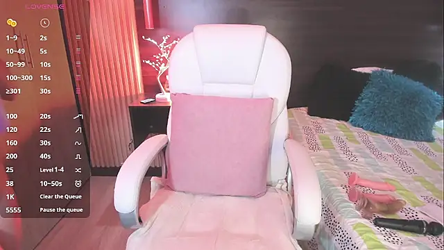 Snapshot of melody_starr chatting on 03-16-25, 10:09 melody starr online show from 03-16-25, 10:09