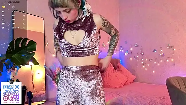 lavenderluxe online show from 04-06-26, 07:04