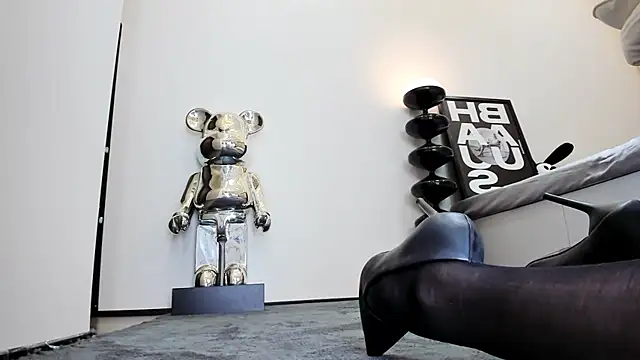 Snapshot of bdbdzs chatting on 02-10-25, 09:04 bdbdzs online show from 02-10-25, 09:04