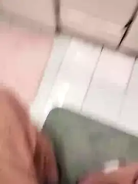 Snapshot of hexsmith96 chatting on 12-15-24, 11:31 hexsmith96 online show from 12-15-24, 11:31