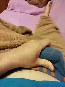 Snapshot of hexsmith96 chatting on 12-20-24, 03:14 hexsmith96 online show from 12-20-24, 03:14