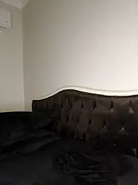 Snapshot of -Arab_milf- chatting on 12-04-24, 07:39 -Arab milf- online show from 12-04-24, 07:39