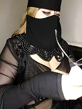 Snapshot of -Arab_milf- chatting on 12-23-24, 06:22 -Arab milf- online show from 12-23-24, 06:22