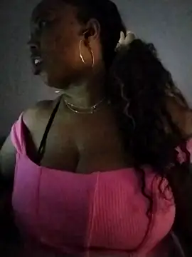 Snapshot of KittyKayla chatting on 11-26-25, 10:05 KittyKayla online show from 11-26-25, 10:05