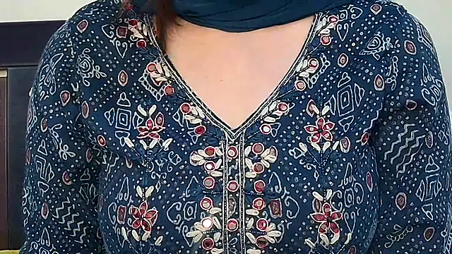 MIss-Naina online show from 10-07-25, 07:49