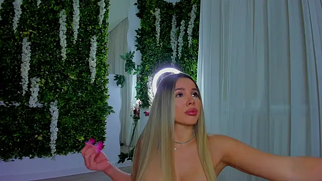 VivienCarter online show from 02-26-26, 04:22