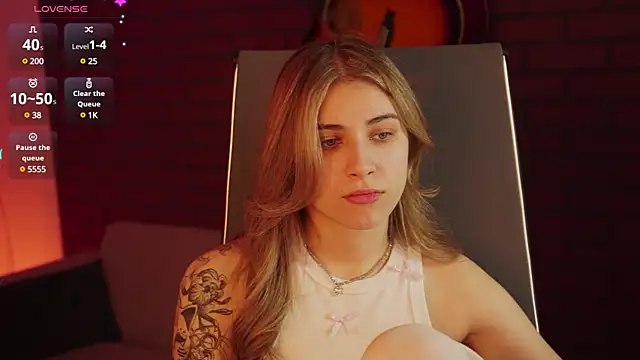 EllieCutes online show from 03-10-25, 06:27