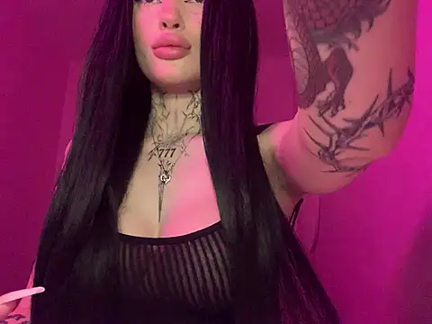 Snapshot of madelinexx chatting on 02-26-25, 08:22 madelinexx online show from 02-26-25, 08:22