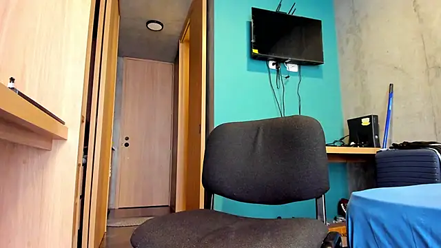 Huge latin cock online show from 06-11-26, 09:13