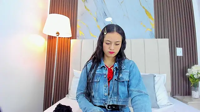 Snapshot of Jaslyn__Smith chatting on 05-08-26, 02:11 Jaslyn Smith online show from 05-08-26, 02:11