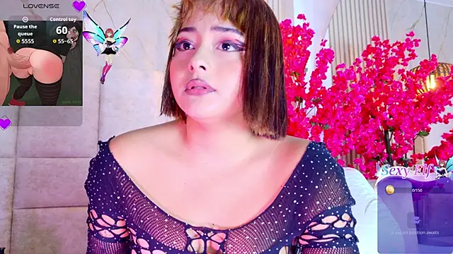 Snapshot of KimVelezz chatting on 06-23-26, 07:12 KimVelezz online show from 06-23-26, 07:12