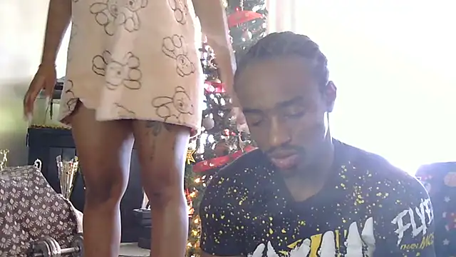 exotic  couple online show from 12-12-24, 04:43