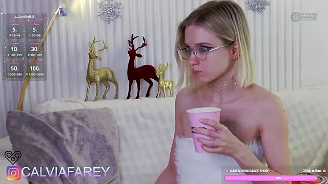 Snapshot of calviafarey chatting on 01-16-26, 11:42 calviafarey online show from 01-16-26, 11:42