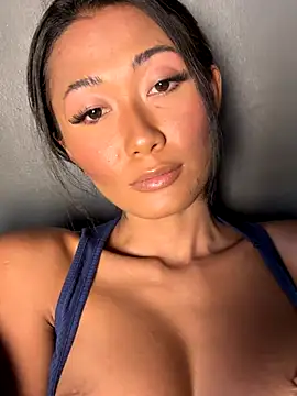 thai-dreamgirl online show from 10-19-25, 10:27