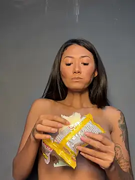 thai-dreamgirl online show from 01-11-26, 11:15