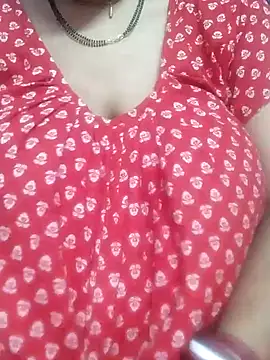 Snapshot of miss-Riy chatting on 02-02-25, 04:43 miss-Riy online show from 02-02-25, 04:43