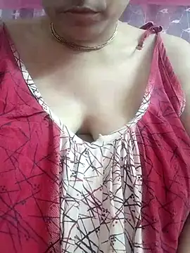 Snapshot of miss-Riy chatting on 02-19-25, 04:22 miss-Riy online show from 02-19-25, 04:22