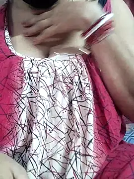 Snapshot of miss-Riy chatting on 02-25-25, 04:21 miss-Riy online show from 02-25-25, 04:21