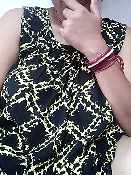 Snapshot of miss-Riy chatting on 02-27-25, 04:52 miss-Riy online show from 02-27-25, 04:52