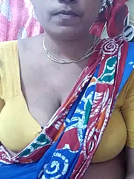 Snapshot of miss-Riy chatting on 12-04-25, 06:12 miss-Riy online show from 12-04-25, 06:12