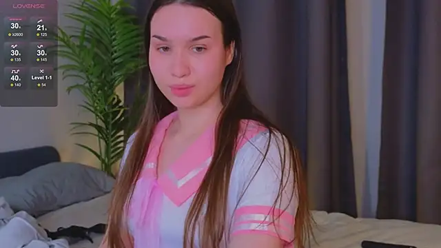 Roxie Mils online show from 01-21-25, 09:15