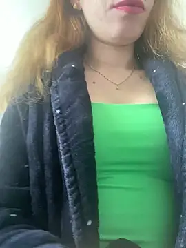 Snapshot of EvaRush chatting on 02-13-25, 09:41 EvaRush online show from 02-13-25, 09:41