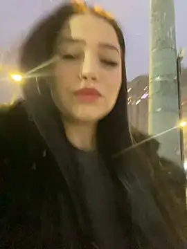 Chloe  Moon online show from 12-24-24, 01:39