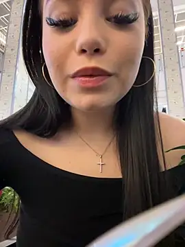 Chloe  Moon online show from 01-05-25, 01:47