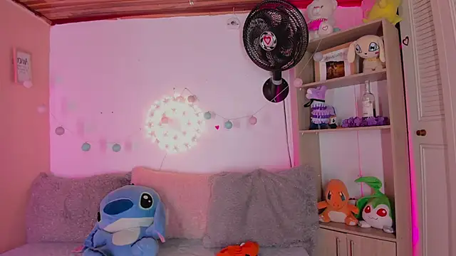 Snapshot of mara_jackson_ chatting on 03-12-25, 08:52 mara jackson online show from 03-12-25, 08:52