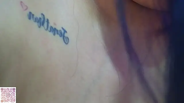 Snapshot of angie_bigboobs_ chatting on 05-19-26, 01:56 angie bigboobs online show from 05-19-26, 01:56