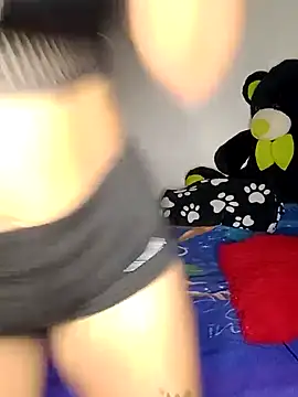 Snapshot of sariitha_sw chatting on 02-15-25, 01:53 sariitha sw online show from 02-15-25, 01:53