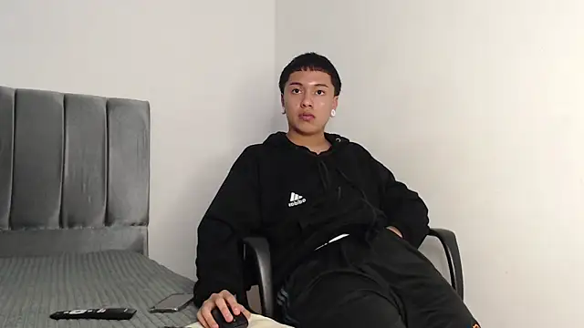 Snapshot of alex-lover chatting on 01-30-25, 04:27 alex-lover online show from 01-30-25, 04:27