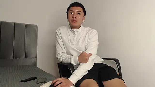 Snapshot of alex-lover chatting on 01-31-25, 05:19 alex-lover online show from 01-31-25, 05:19