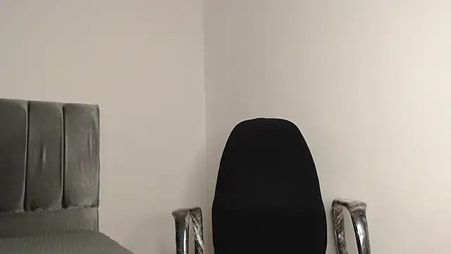 Snapshot of alex-lover chatting on 10-05-25, 01:26 alex-lover online show from 10-05-25, 01:26