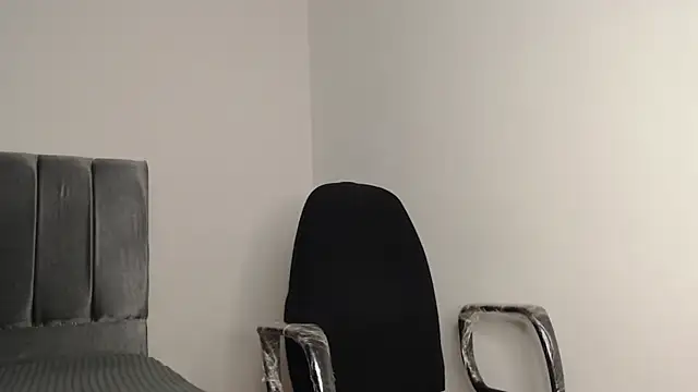 Snapshot of alex-lover chatting on 10-08-25, 01:25 alex-lover online show from 10-08-25, 01:25