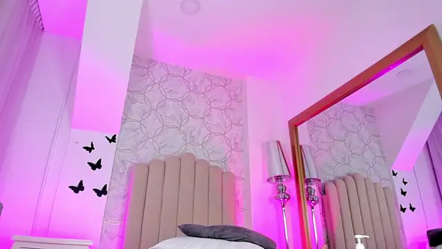 PollyGrey  online show from 02-08-25, 06:33