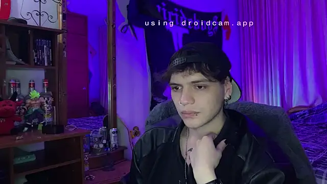 Snapshot of Soul_cursed_boy chatting on 05-30-26, 03:58 Soul cursed boy online show from 05-30-26, 03:58