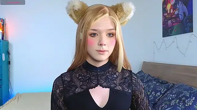 Snapshot of _yourFoxy_ chatting on 09-19-25, 01:01 yourFoxy online show from 09-19-25, 01:01