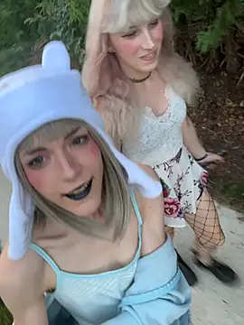 PeachyPrim online show from 07-11-26, 12:57
