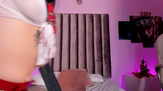 Isabella Flowers online show from 04-09-26, 04:12