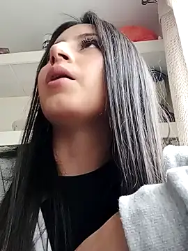 Salomecam30 online show from 12-27-24, 05:26