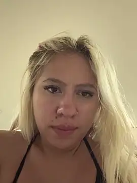 Snapshot of ConstansBlonde chatting on 12-22-24, 05:01 ConstansBlonde online show from 12-22-24, 05:01