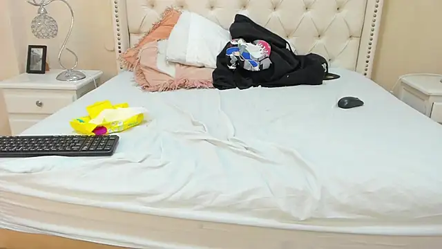 Snapshot of Matthew_Dixonn chatting on 12-08-24, 11:46 Matthew Dixonn online show from 12-08-24, 11:46