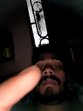 Snapshot of arppyyyxx chatting on 10-15-25, 08:31 arppyyyxx online show from 10-15-25, 08:31